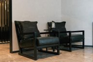 低調(diào)沉穩(wěn)的簡奢家具風格， 為你打造一個高逼格暗色系簡奢風格空間